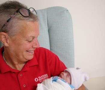 The Gift of Cuddles: Tanner’s Unique NICU Program Provides Comfort to Region’s Tiniest Patients
